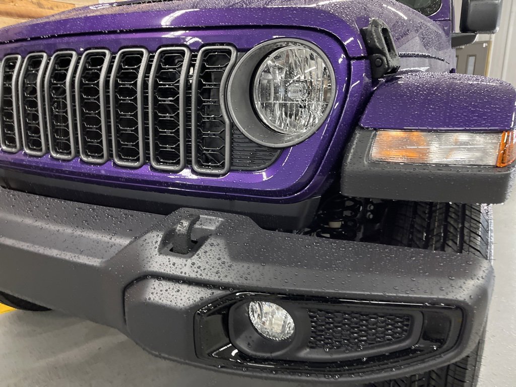 New 2026 Jeep Gladiator Sport image 14