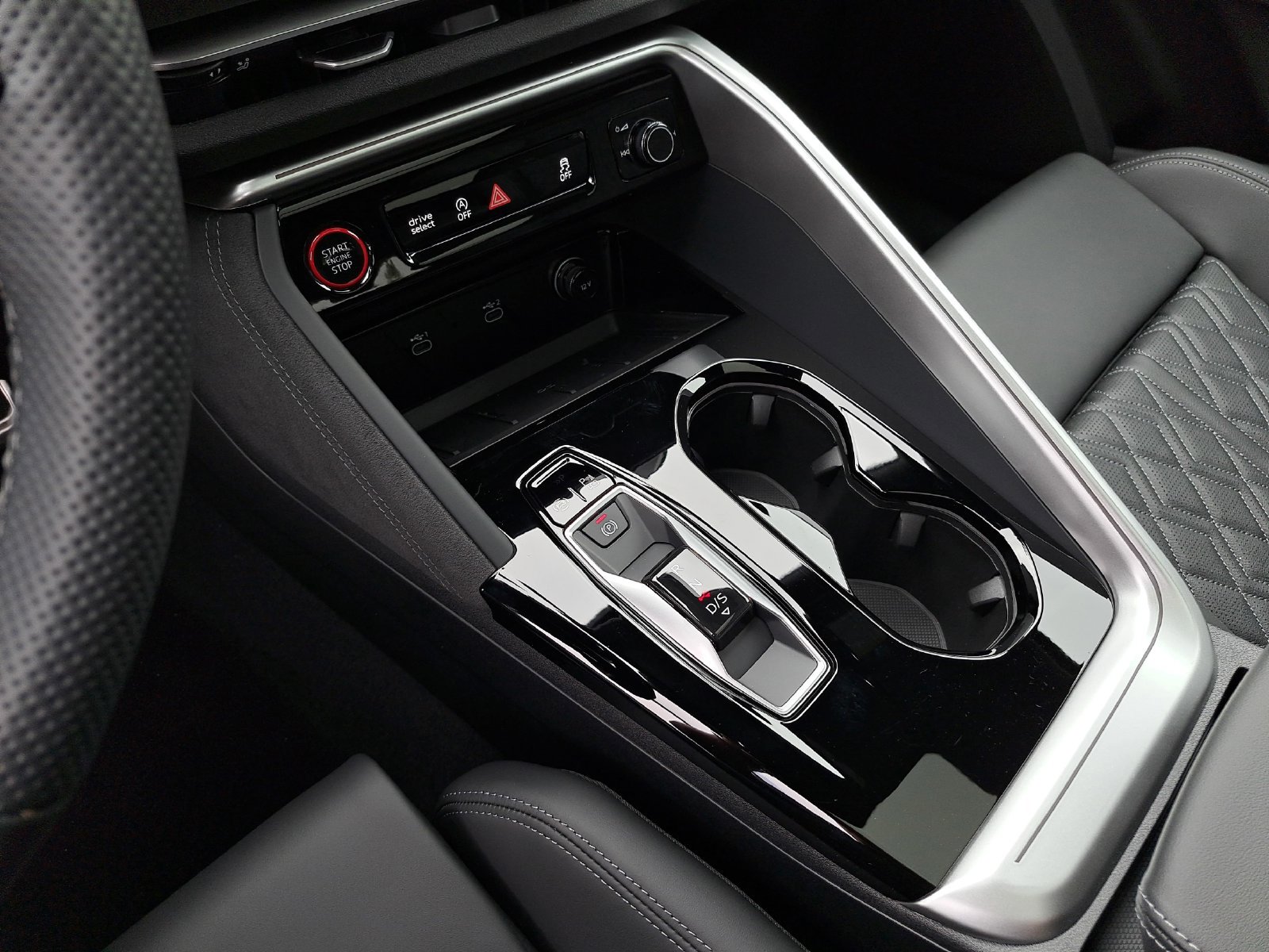 New 2026 Audi SQ5 Premium Plus AWD/4WD image 26