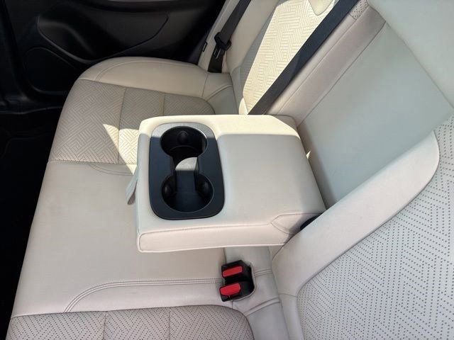 Used 2020 Buick Encore GX Essence FWD image 33