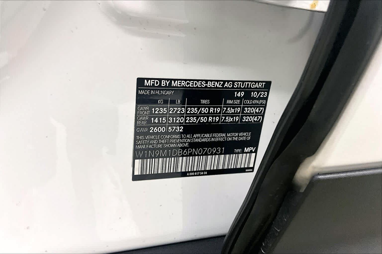 Certified 2023 Mercedes-Benz EQB 350 4MATIC SUV w/ Exclusive Package image 33