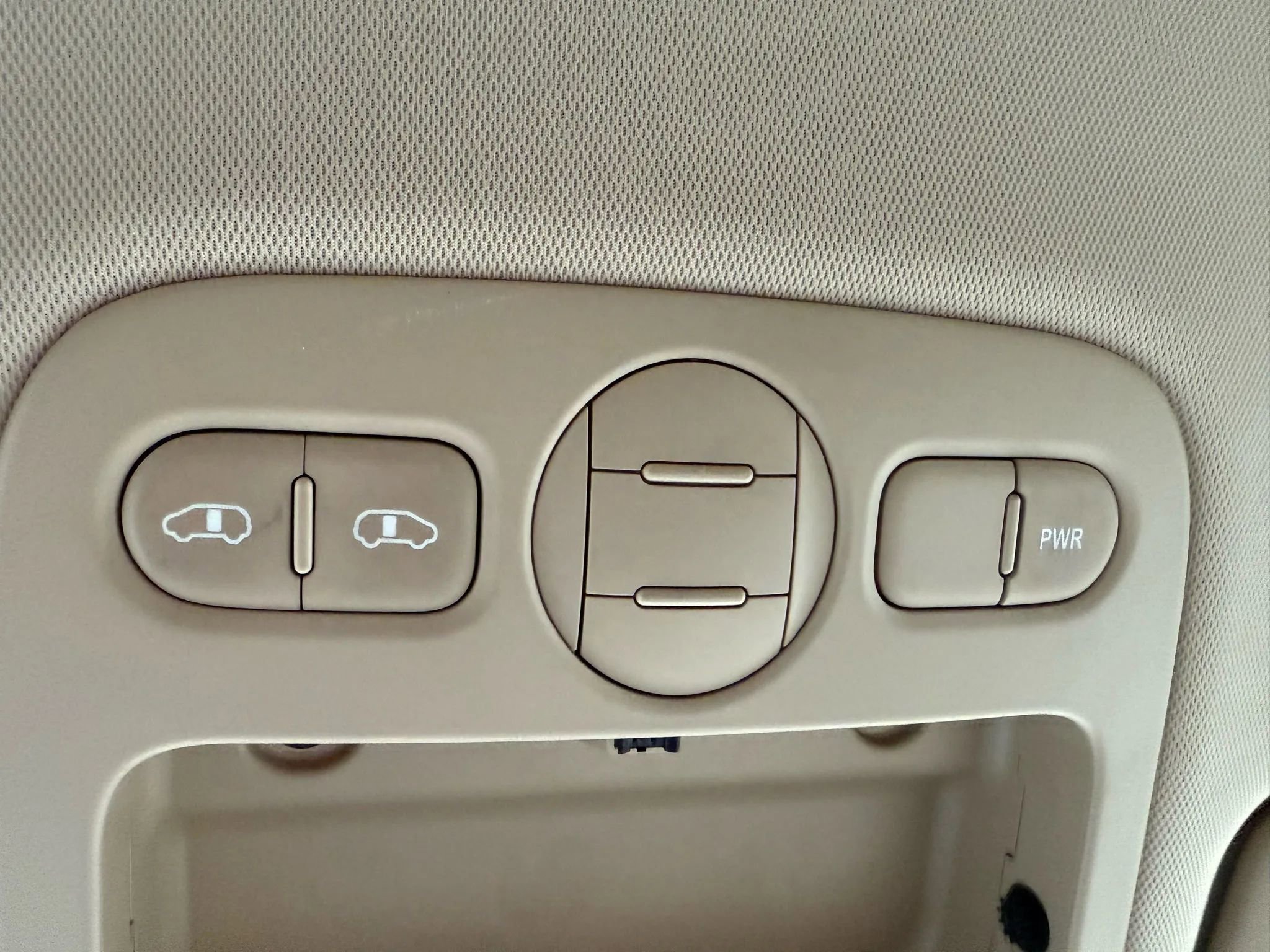 Used 2010 Kia Sedona LX w/ PWR Pkg image 32