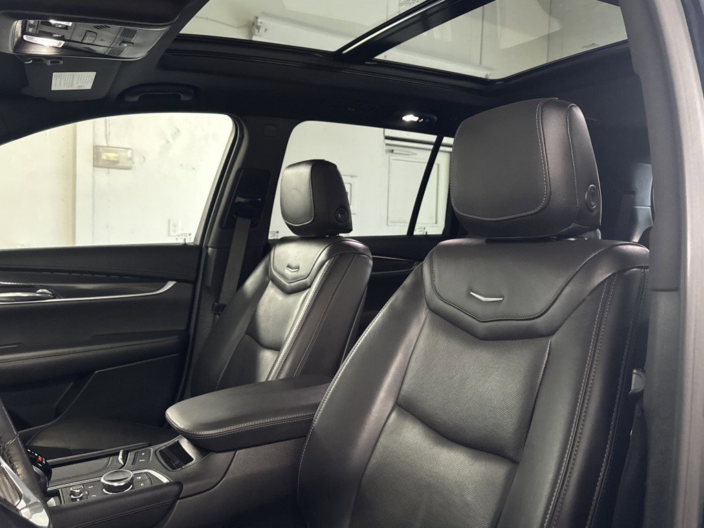 Used 2022 Cadillac XT6 Sport w/ Technology Package image 75