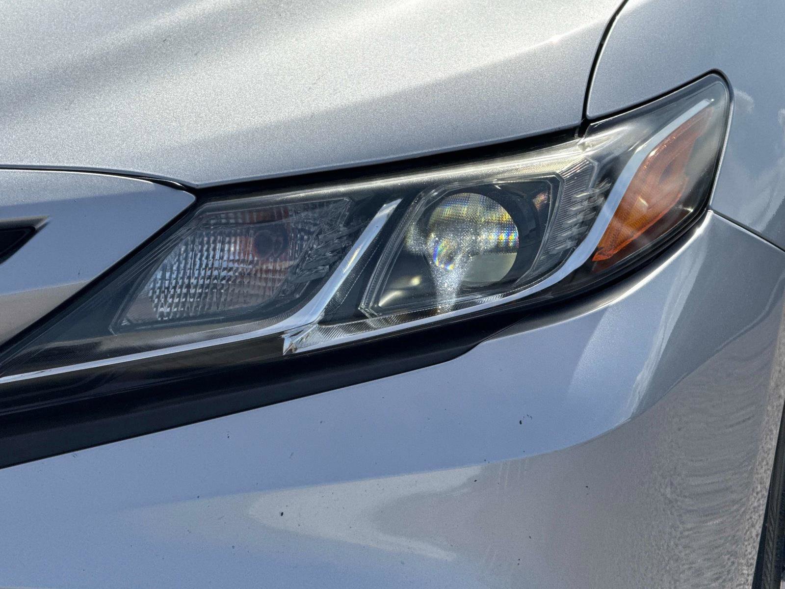 Used 2019 Toyota Camry SE image 10