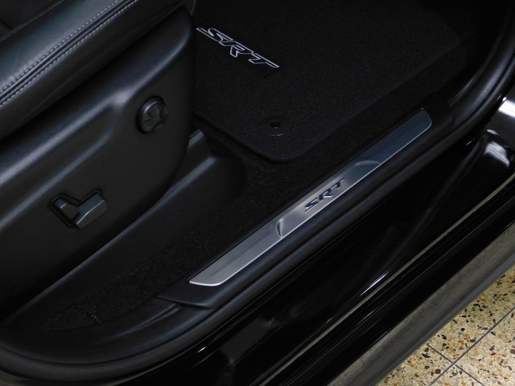 Used 2021 Jeep Grand Cherokee SRT image 92