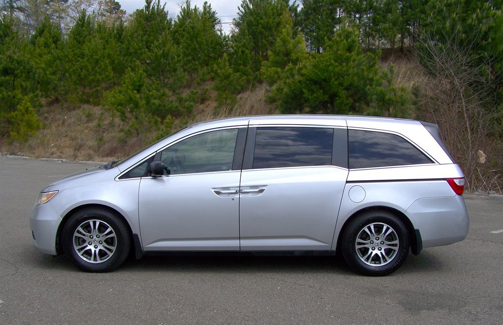 Used 2012 Honda Odyssey EX image 5