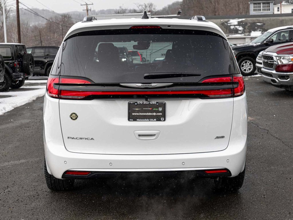 New 2026 Chrysler Pacifica Pinnacle AWD/4WD image 5
