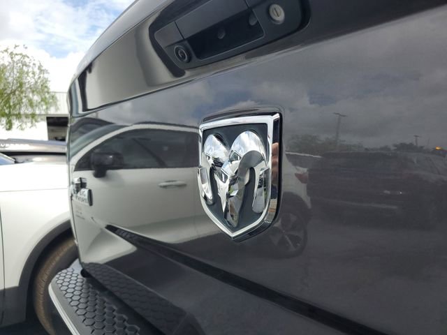 Used 2015 RAM 1500 Big Horn RWD image 6