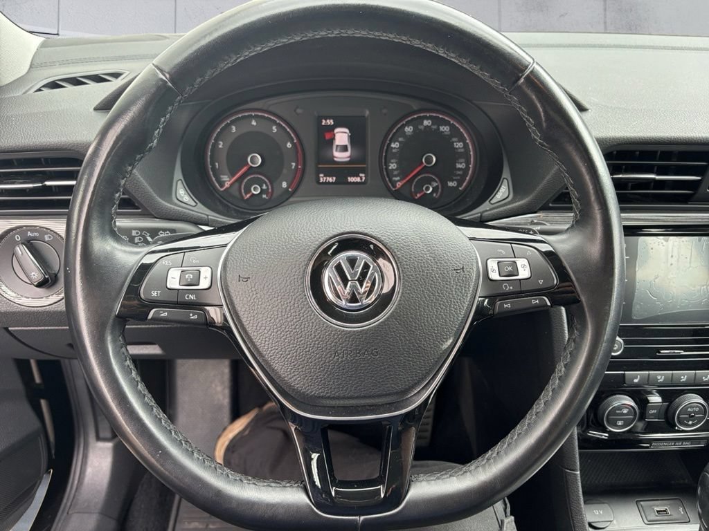 Used 2020 Volkswagen Passat 2.0T R-Line FWD image 12