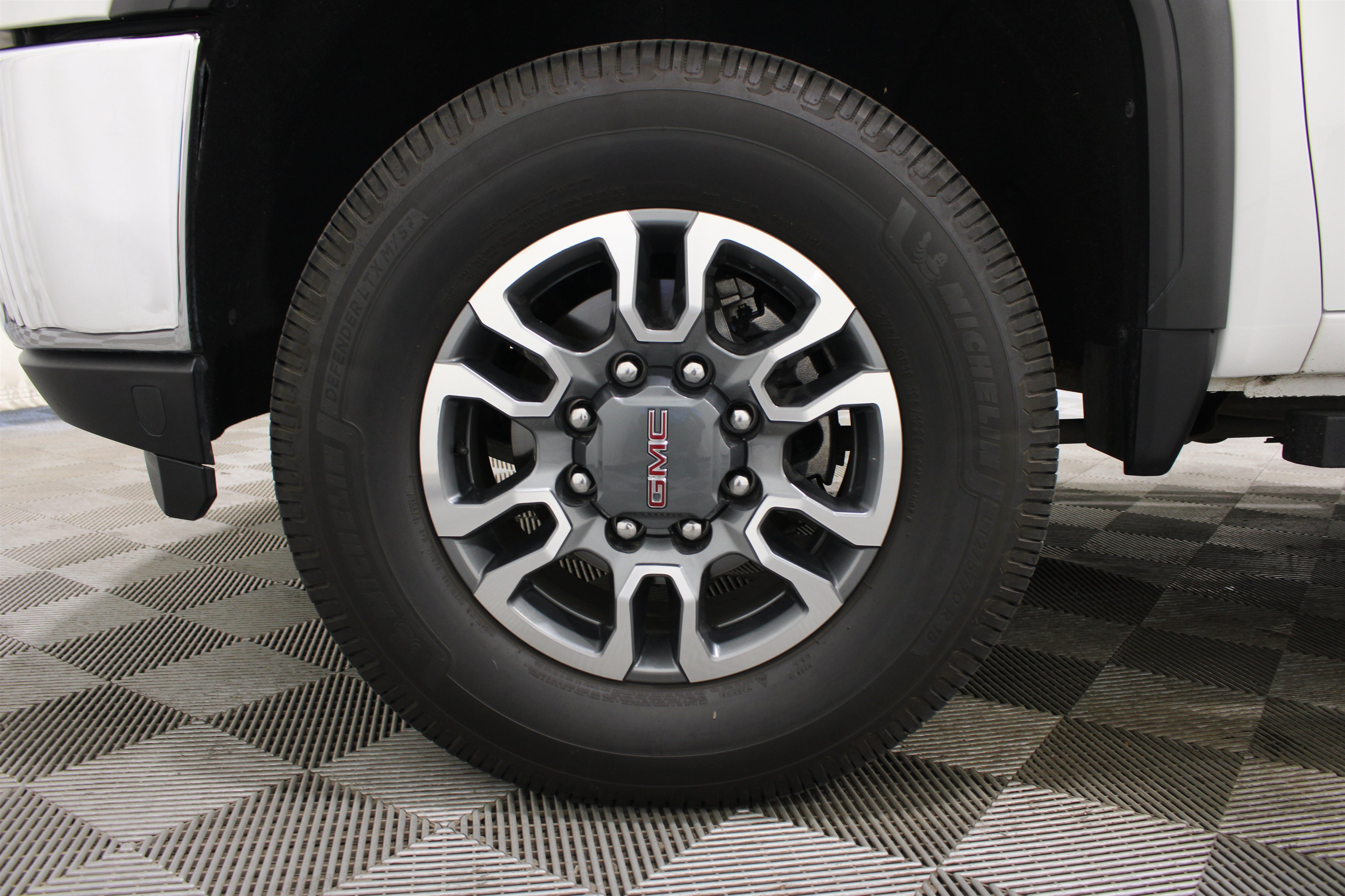 Used 2022 GMC Sierra 2500 SLE w/ SLE Value Package; AWD/4WD image 34