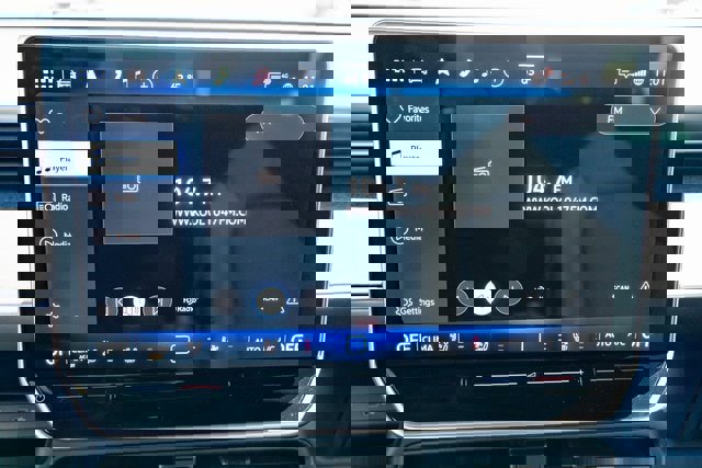 New 2025 Volkswagen ID. Buzz Pro S image 28