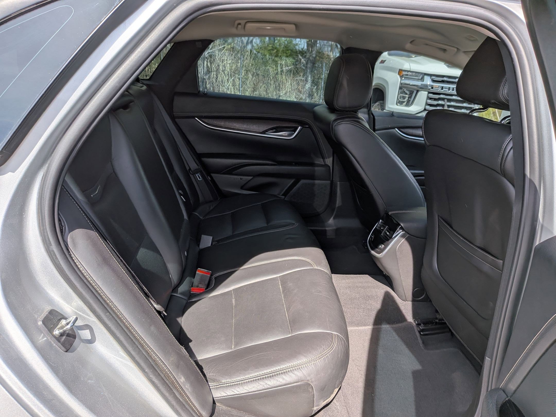Used 2019 Cadillac XTS Luxury image 27