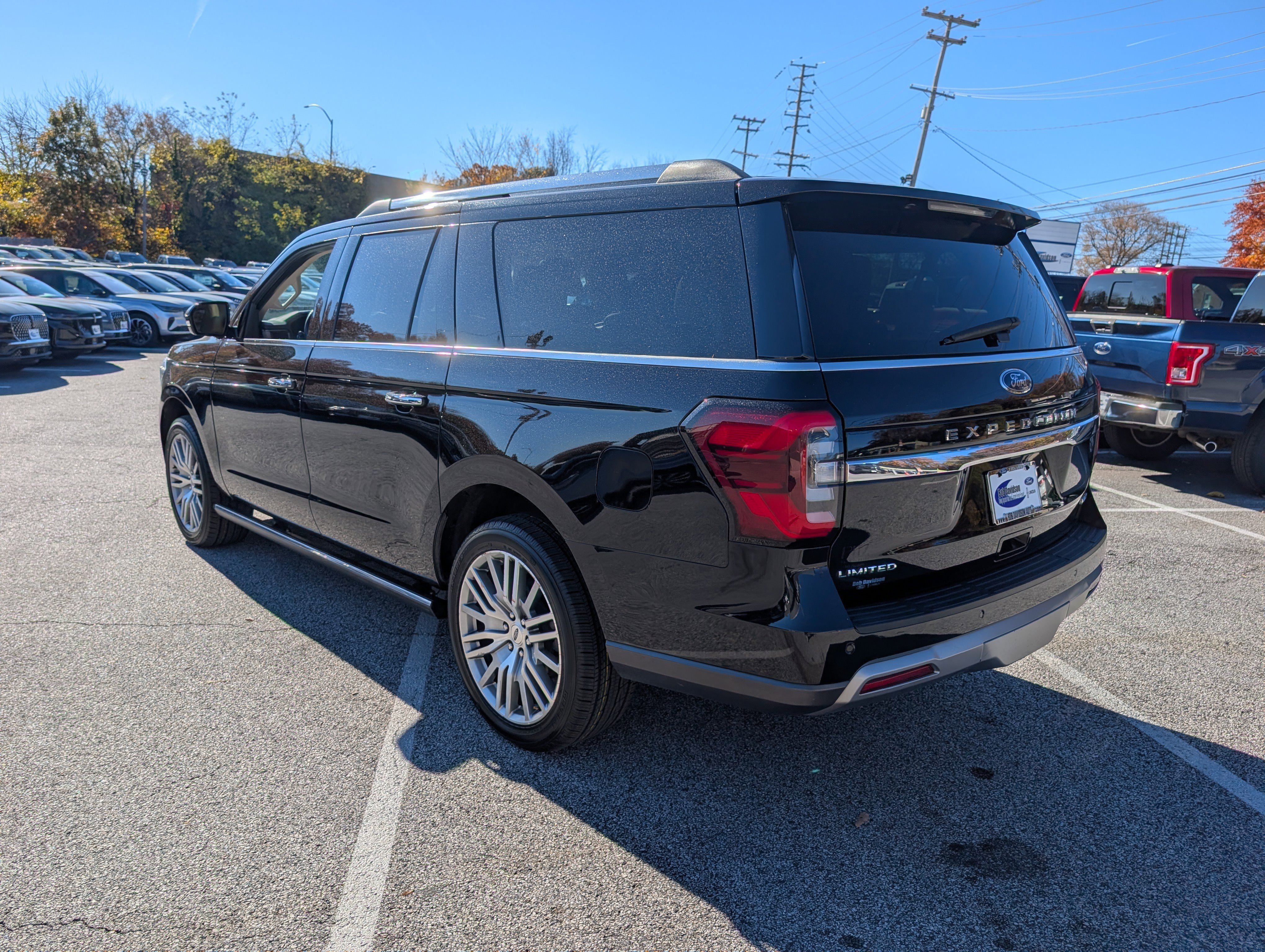 Certified 2022 Ford Expedition Max Limited image 5