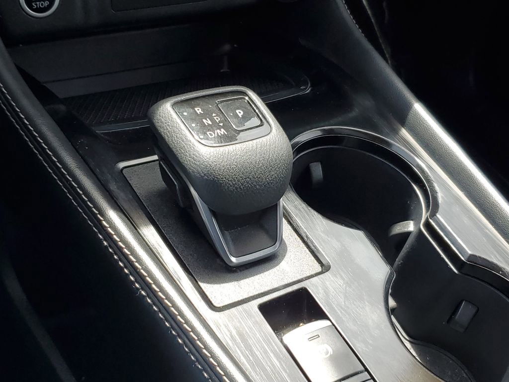 Used 2023 Nissan Rogue SL w/ SL Premium Package image 25