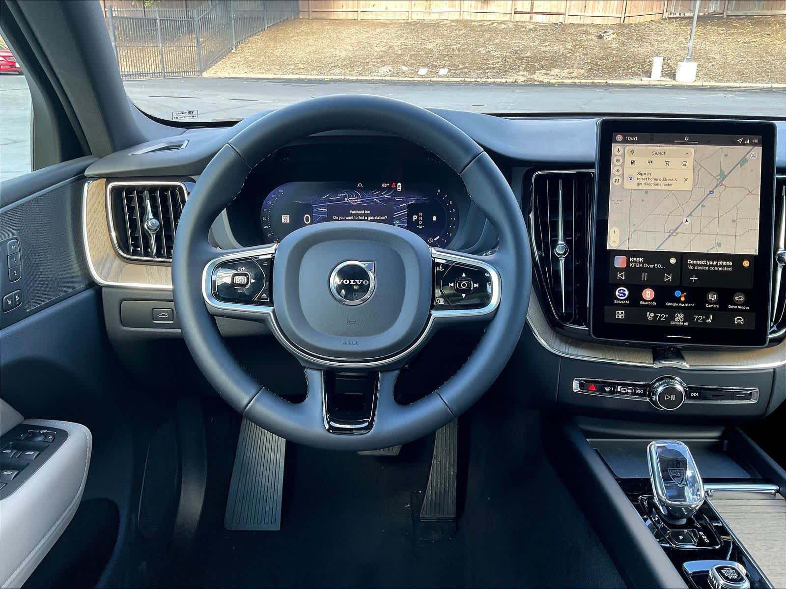 New 2026 Volvo XC60 B5 Plus w/ Protection Package Premier AWD/4WD image 15