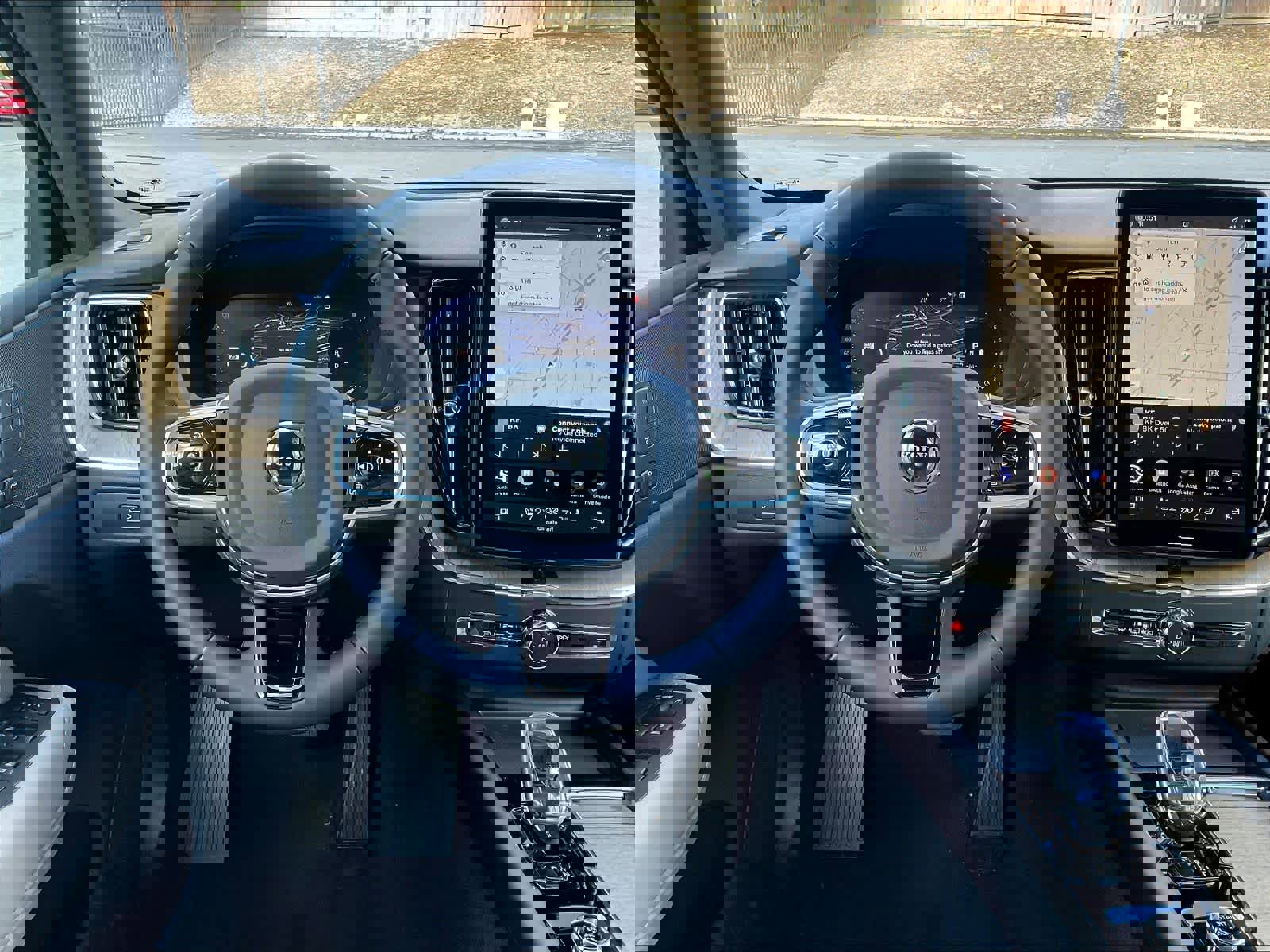 New 2026 Volvo XC60 B5 Plus w/ Protection Package Premier image 15