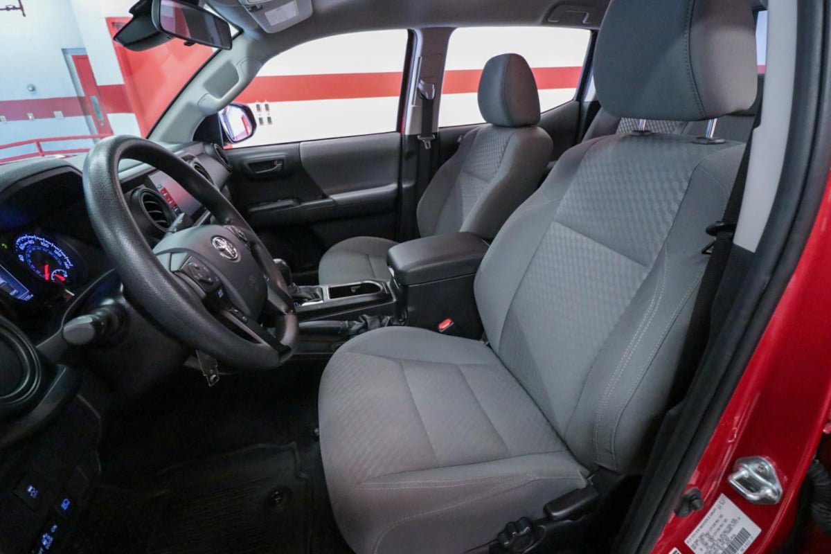 Used 2023 Toyota Tacoma SR AWD/4WD image 12