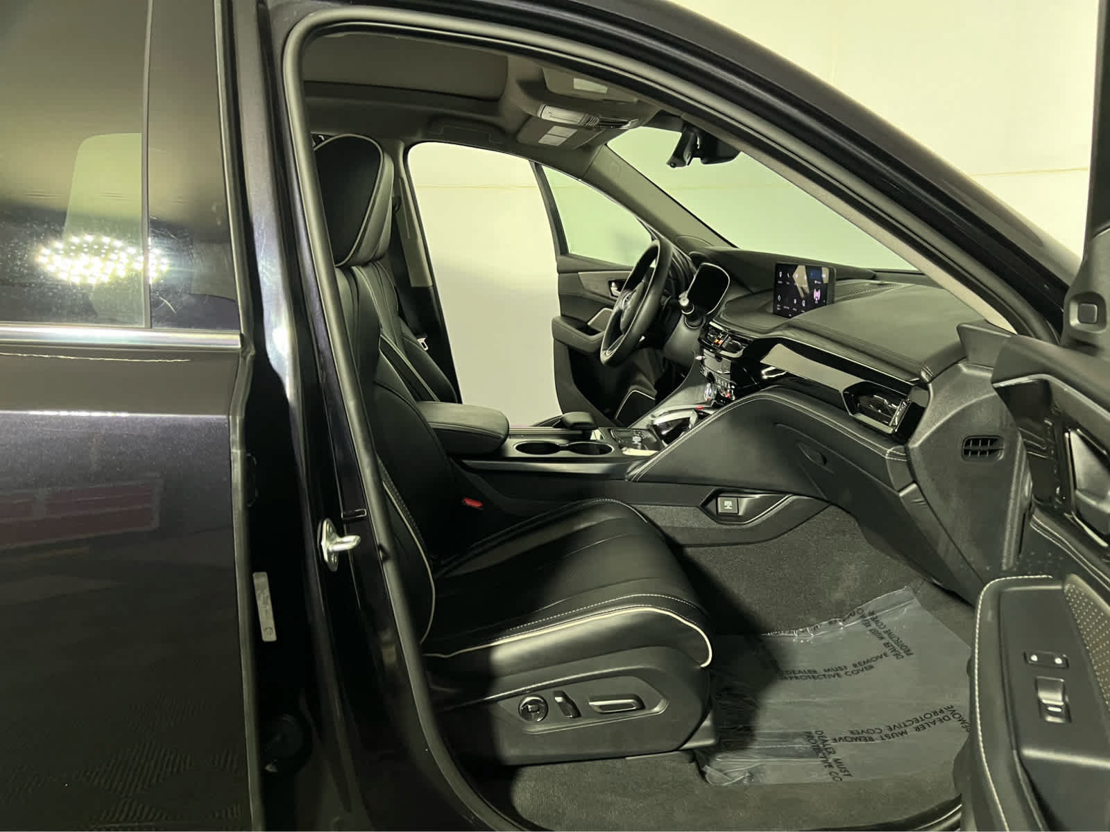 Certified 2023 Acura MDX w/ Advance Package AWD/4WD image 32