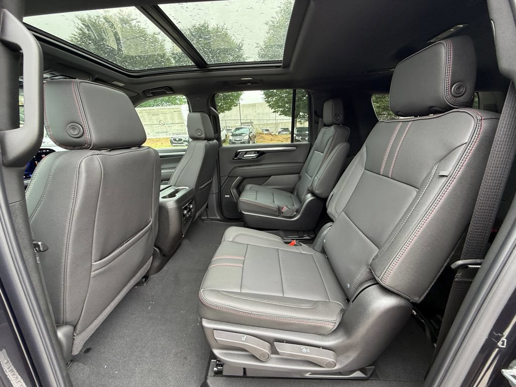 New 2026 Chevrolet Suburban RST AWD/4WD image 24