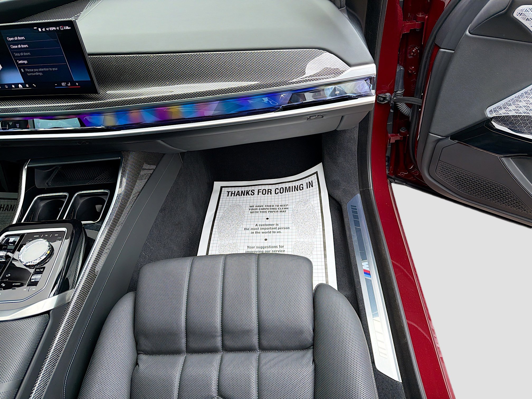 Used 2023 BMW 760i xDrive w/ Executive Package image 18