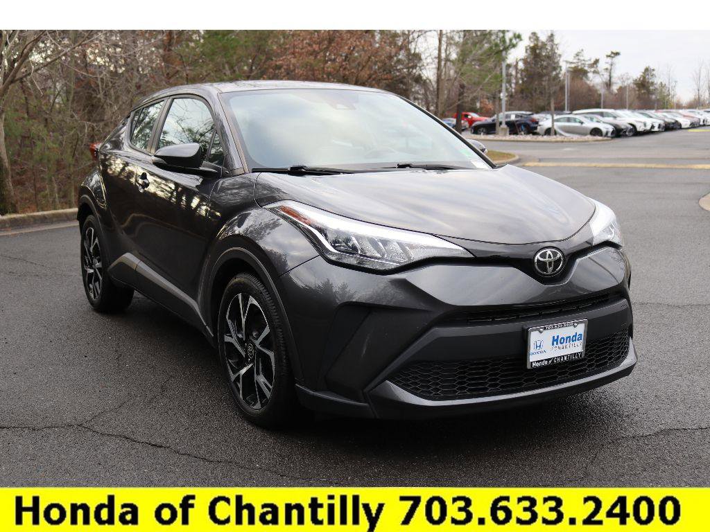 Used 2021 Toyota C-HR XLE image 1
