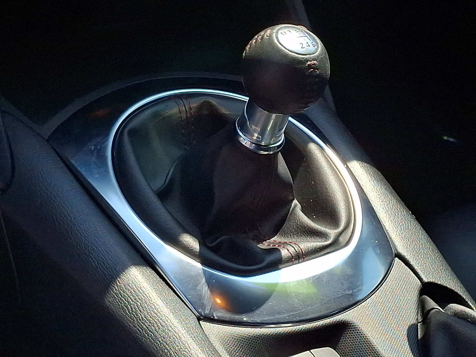 Used 2018 MAZDA MX-5 Miata RF Grand Touring RWD image 13