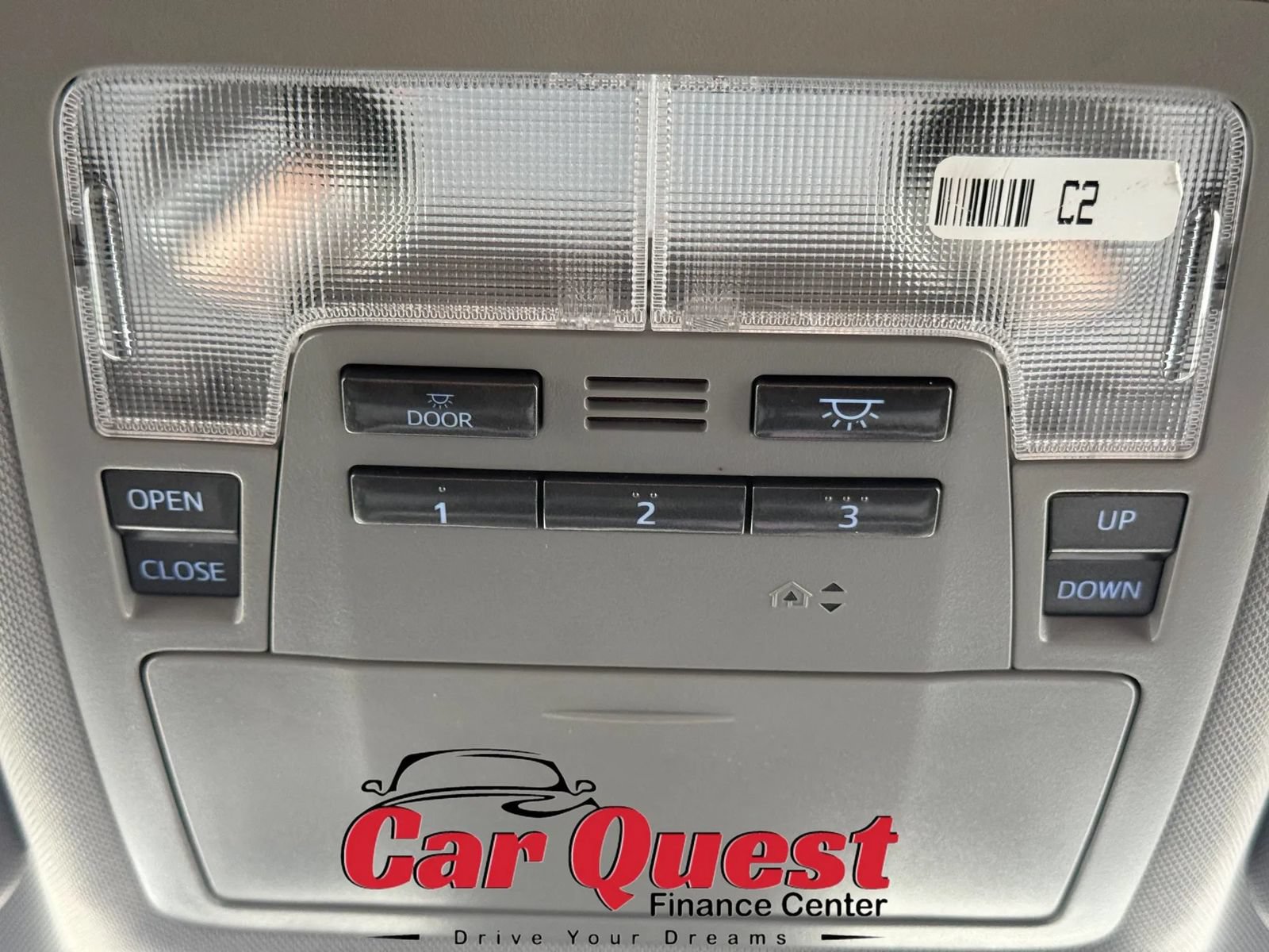 Used 2019 Toyota Highlander XLE w/ Preferred Accessory Package AWD/4WD image 31