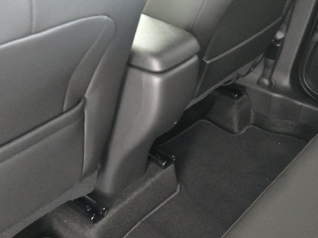 New 2026 Chevrolet TrailBlazer RS w/ Driver Confidence Package FWD image 33