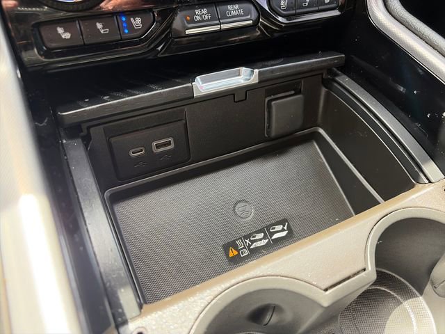 Used 2022 GMC Yukon XL Denali image 29