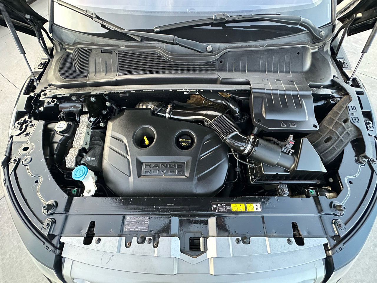 Used 2014 Land Rover Range Rover Evoque Pure image 51