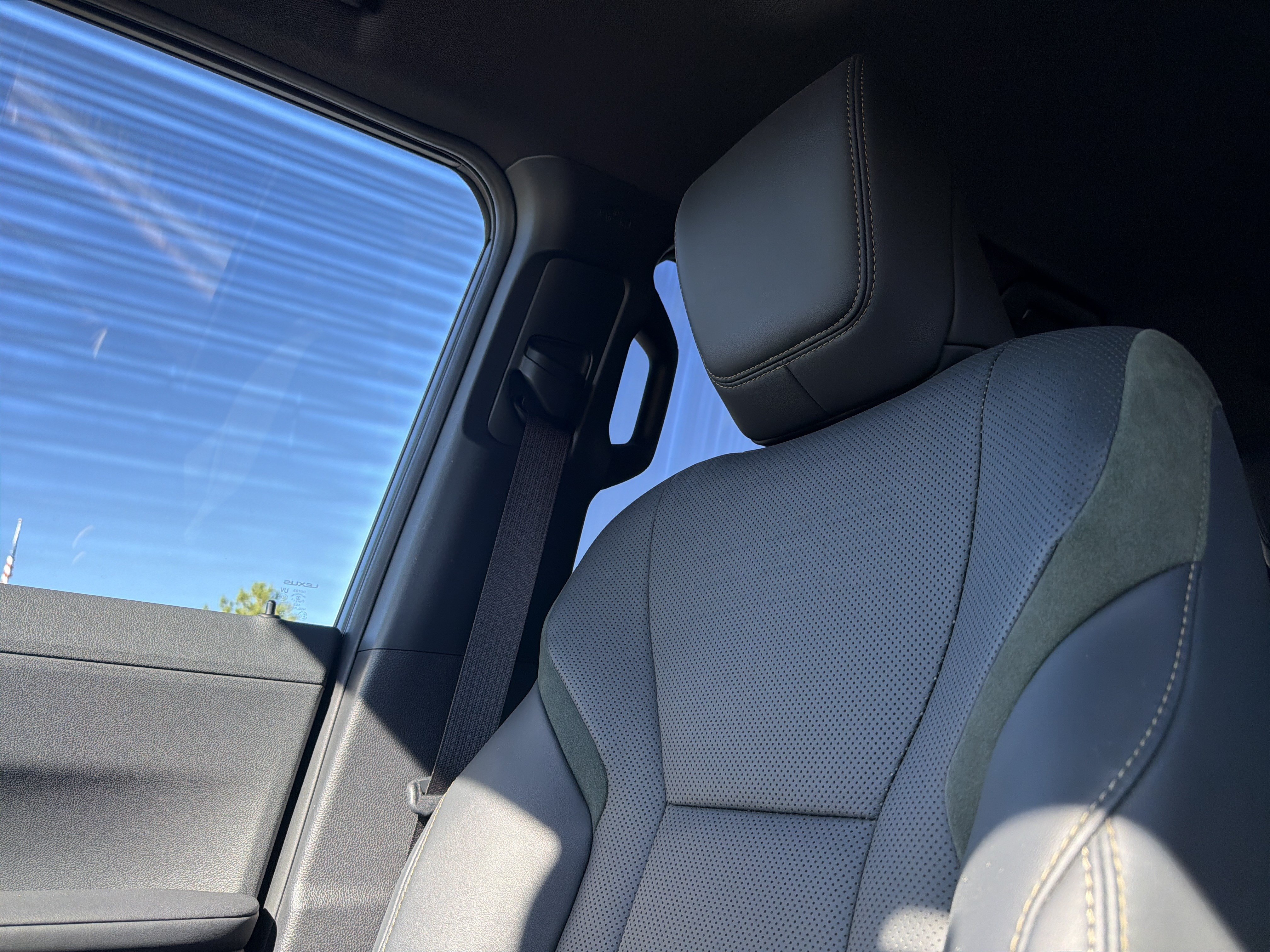 Used 2025 Lexus GX 550 AWD/4WD image 46