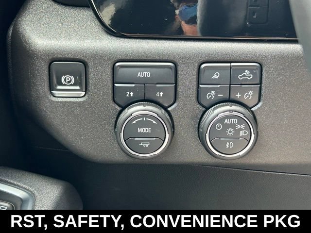 Used 2025 Chevrolet Silverado 1500 RST w/ Convenience Package II AWD/4WD image 19