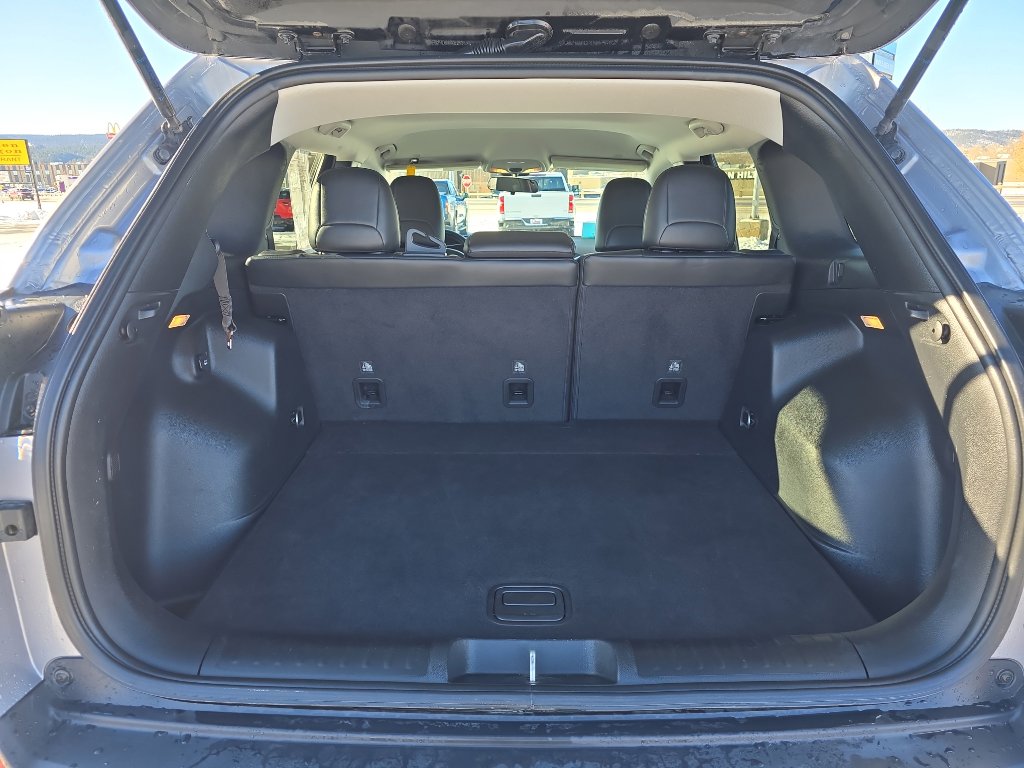 Used 2020 Jeep Cherokee Latitude Plus w/ Cold Weather Group image 22