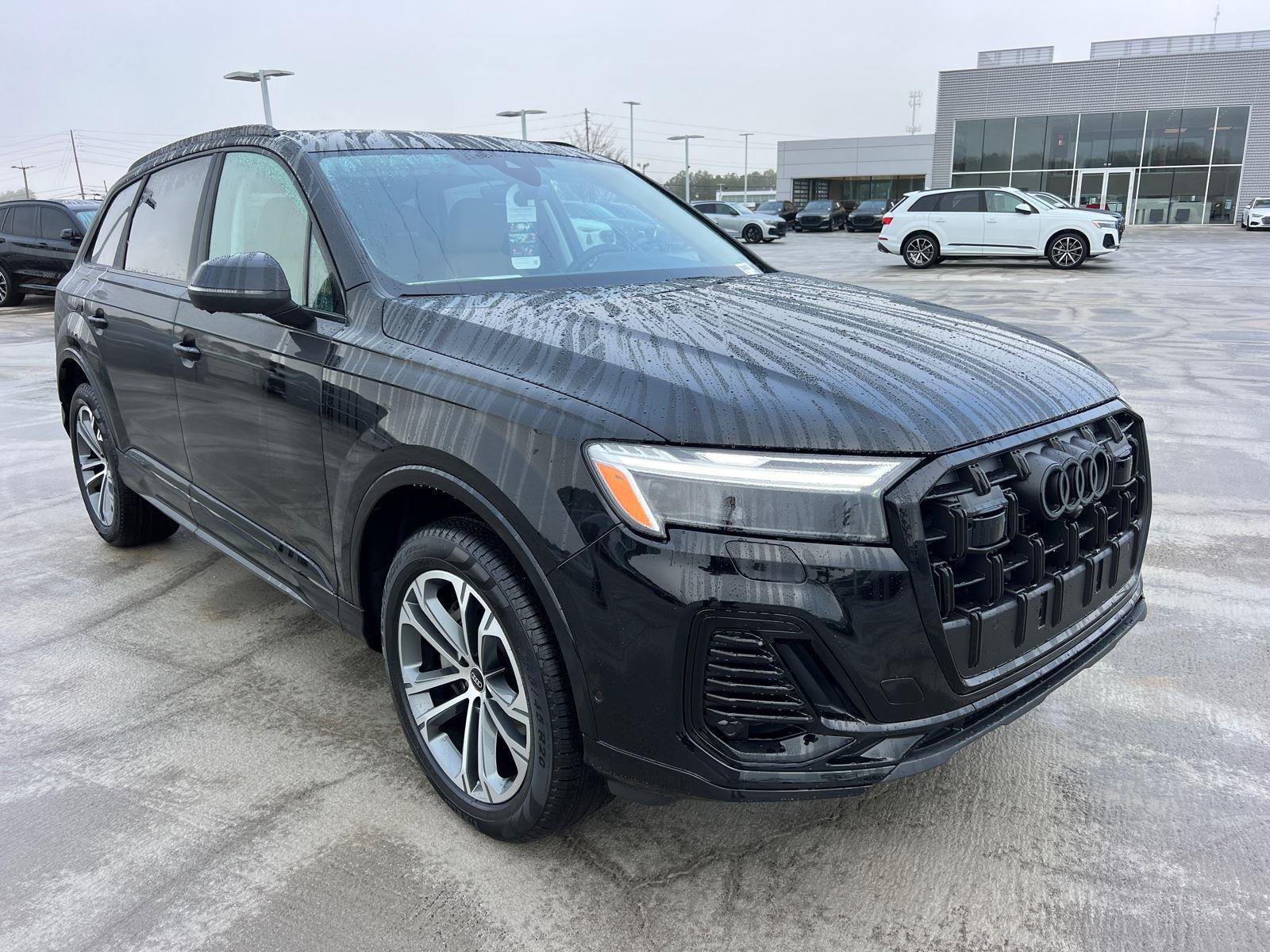New 2026 Audi Q7 2.0T Premium image 3