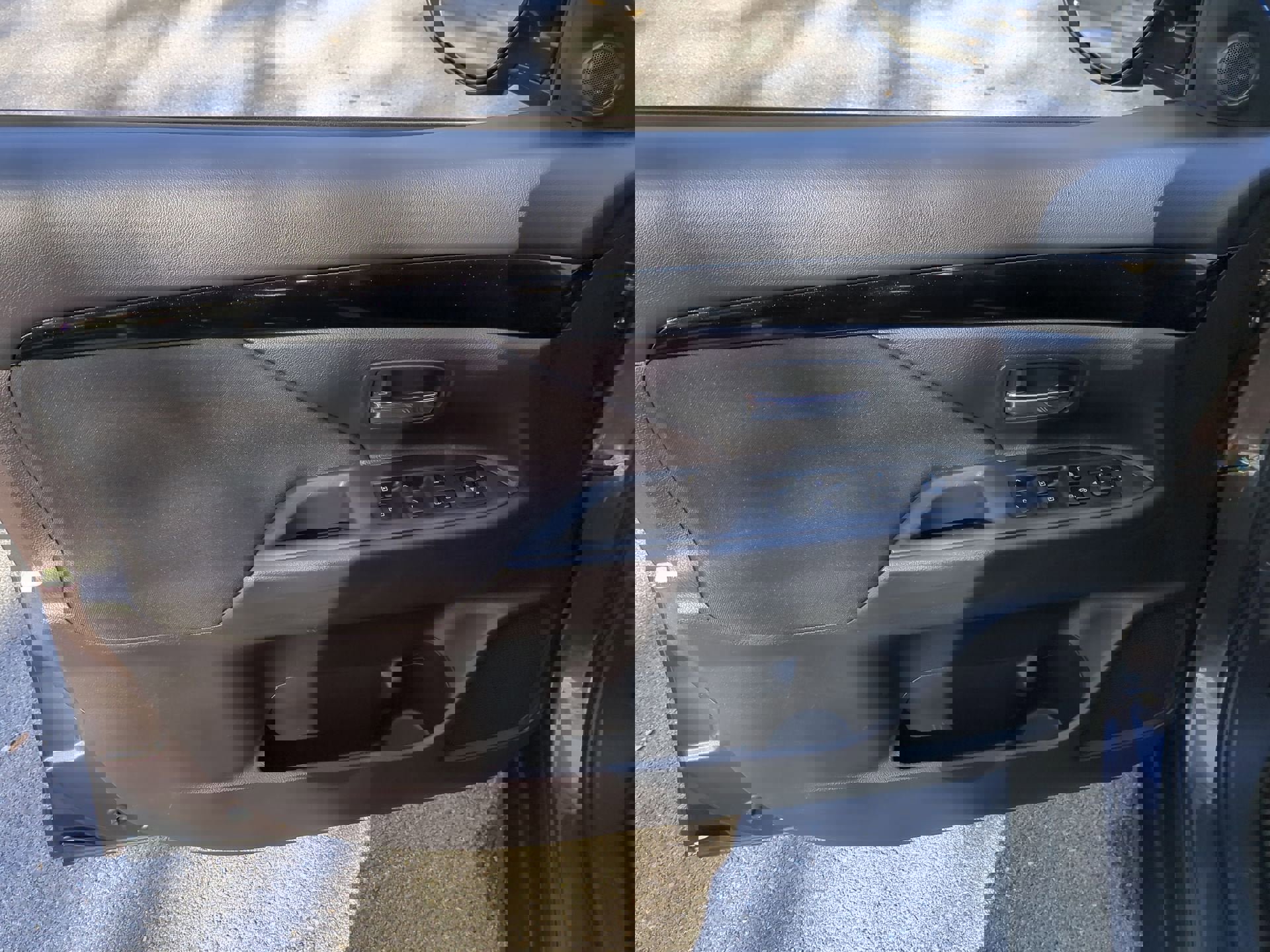 Used 2020 Mitsubishi Outlander ES image 75