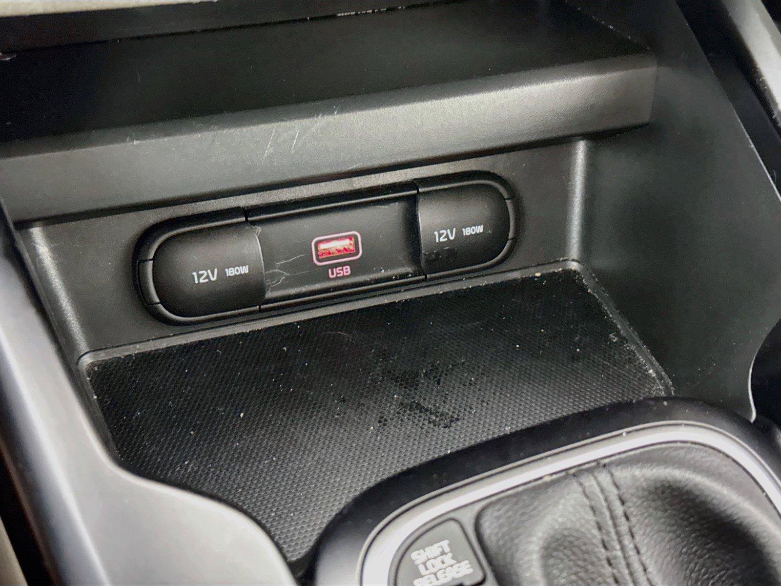 Used 2021 Kia Soul LX FWD image 22