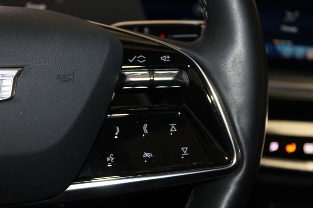 Certified 2024 Cadillac Lyriq Luxury AWD/4WD image 23