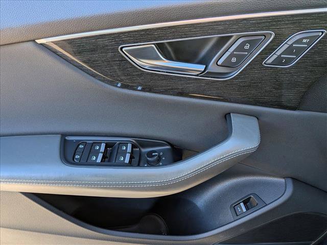 Used 2022 Audi Q8 Premium Plus image 15