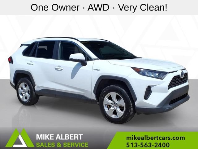 Used 2021 Toyota RAV4 LE AWD/4WD image 1