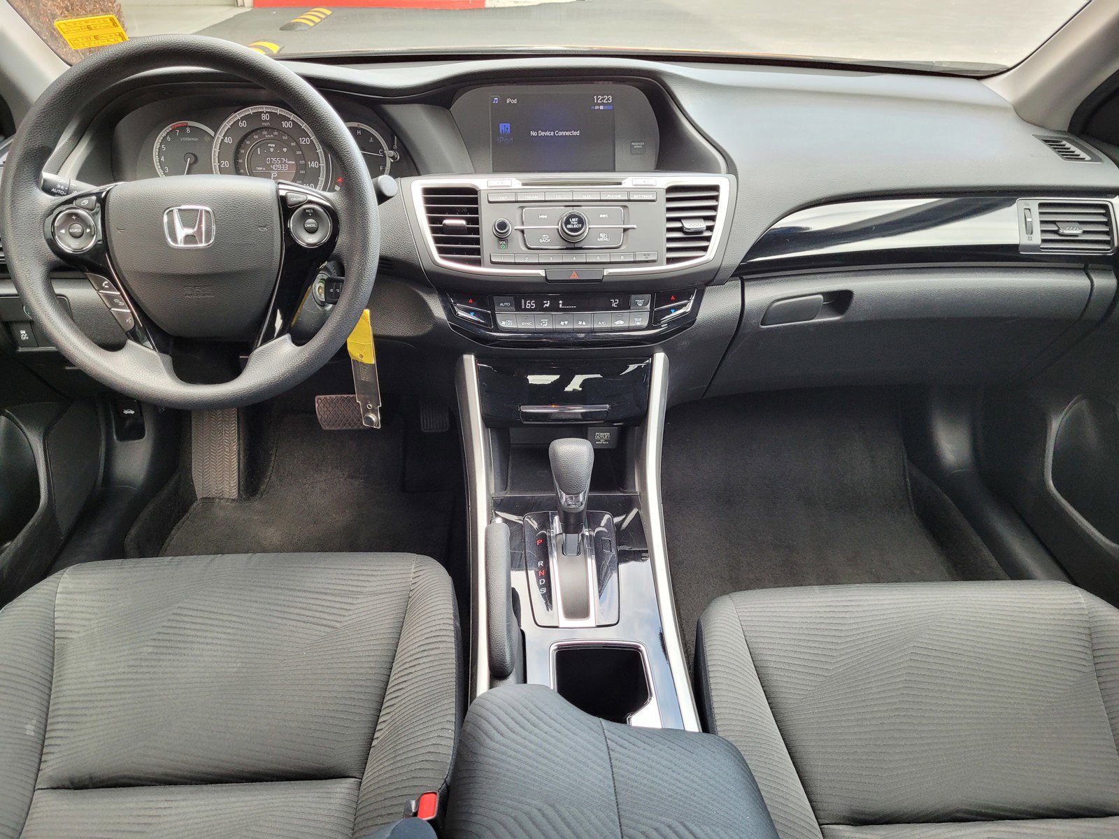 Used 2017 Honda Accord LX image 10