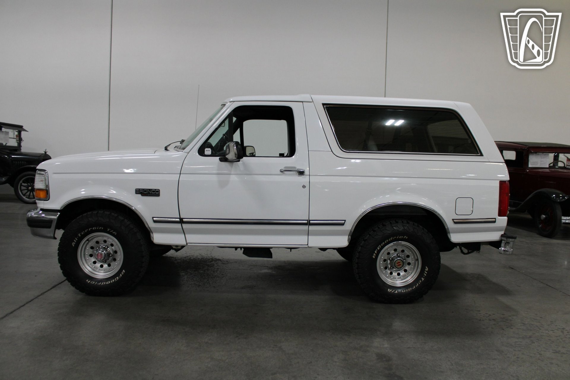 Used 1992 Ford Bronco XLT AWD/4WD image 12
