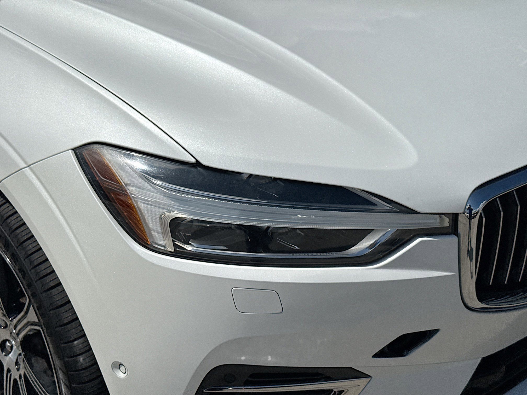 Used 2019 Volvo XC60 T8 Inscription w/ Advanced Package image 34