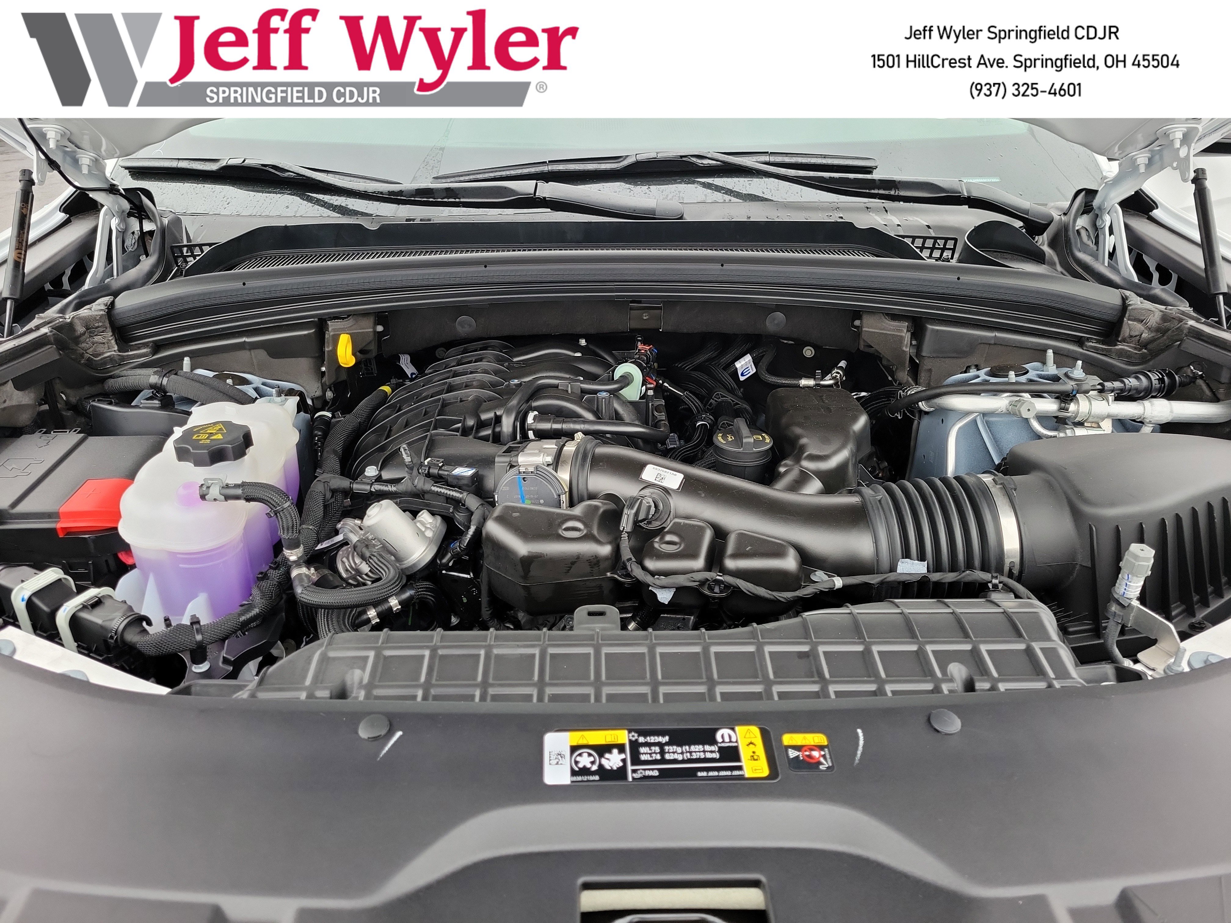 New 2025 Jeep Grand Cherokee Limited w/ Luxury Tech Group II image 17