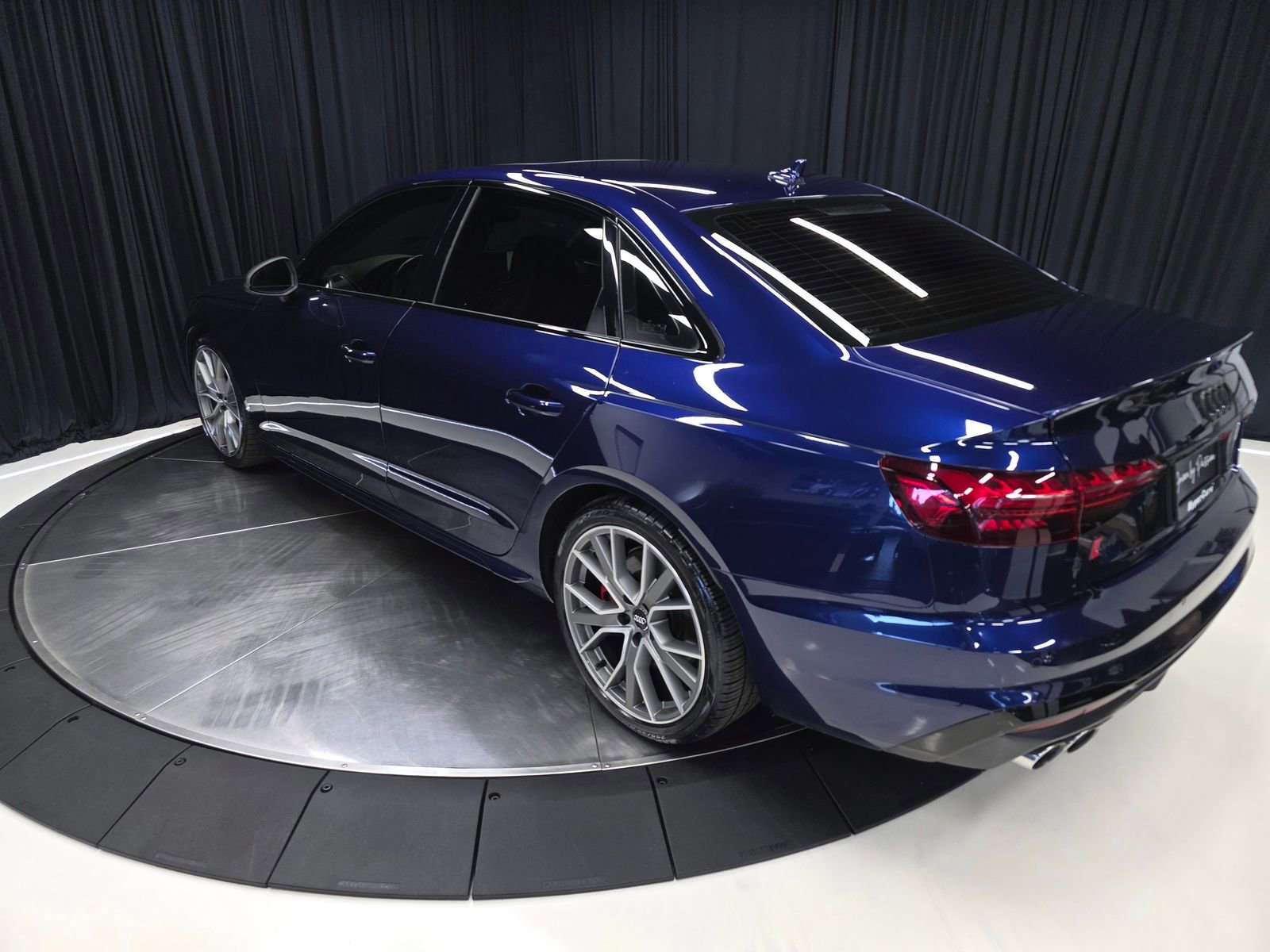 Used 2020 Audi S4 Premium Plus w/ Premium Plus Package AWD/4WD image 11