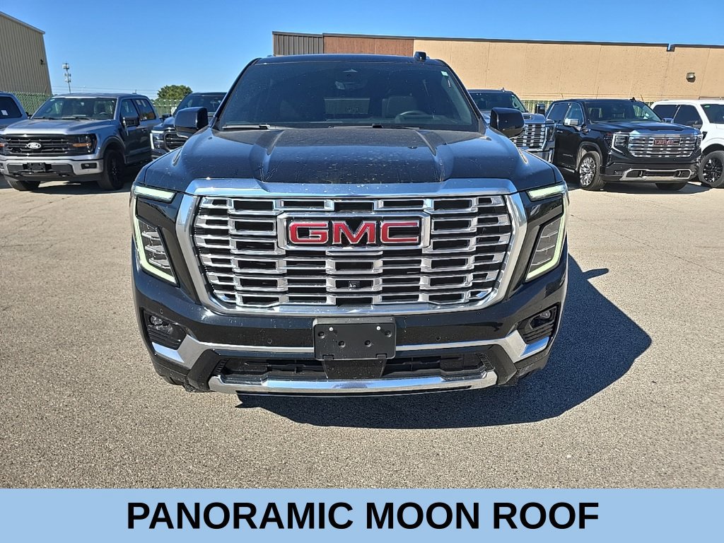 Used 2025 GMC Yukon XL Denali w/ Denali Reserve Package AWD/4WD image 2