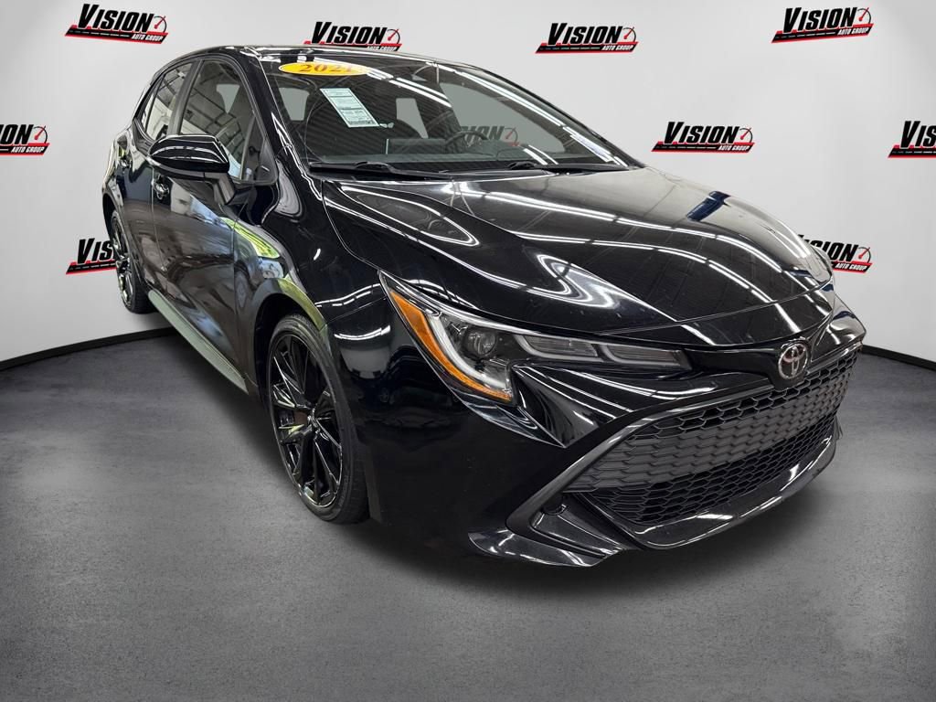 Used 2021 Toyota Corolla SE FWD image 3