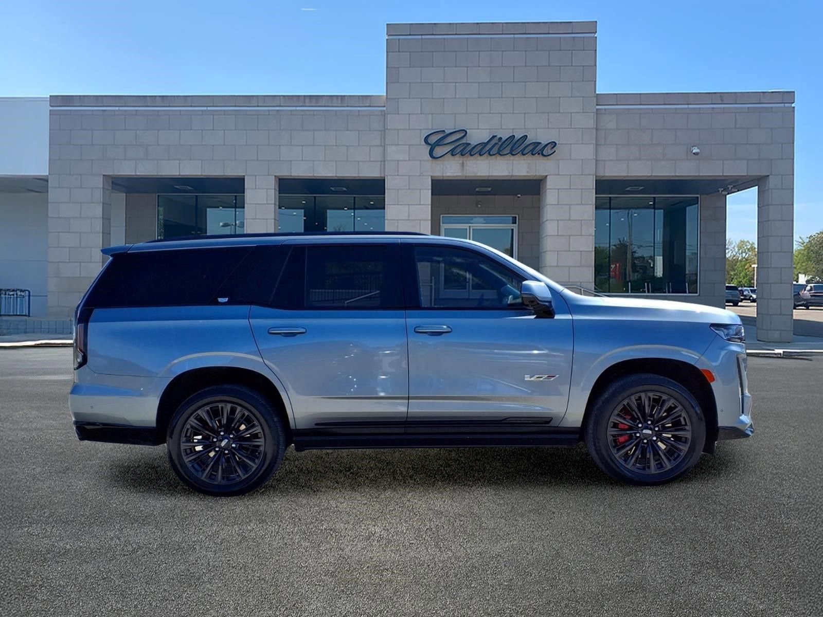 Used 2024 Cadillac Escalade V w/ LPO, Floor Liner Package image 4