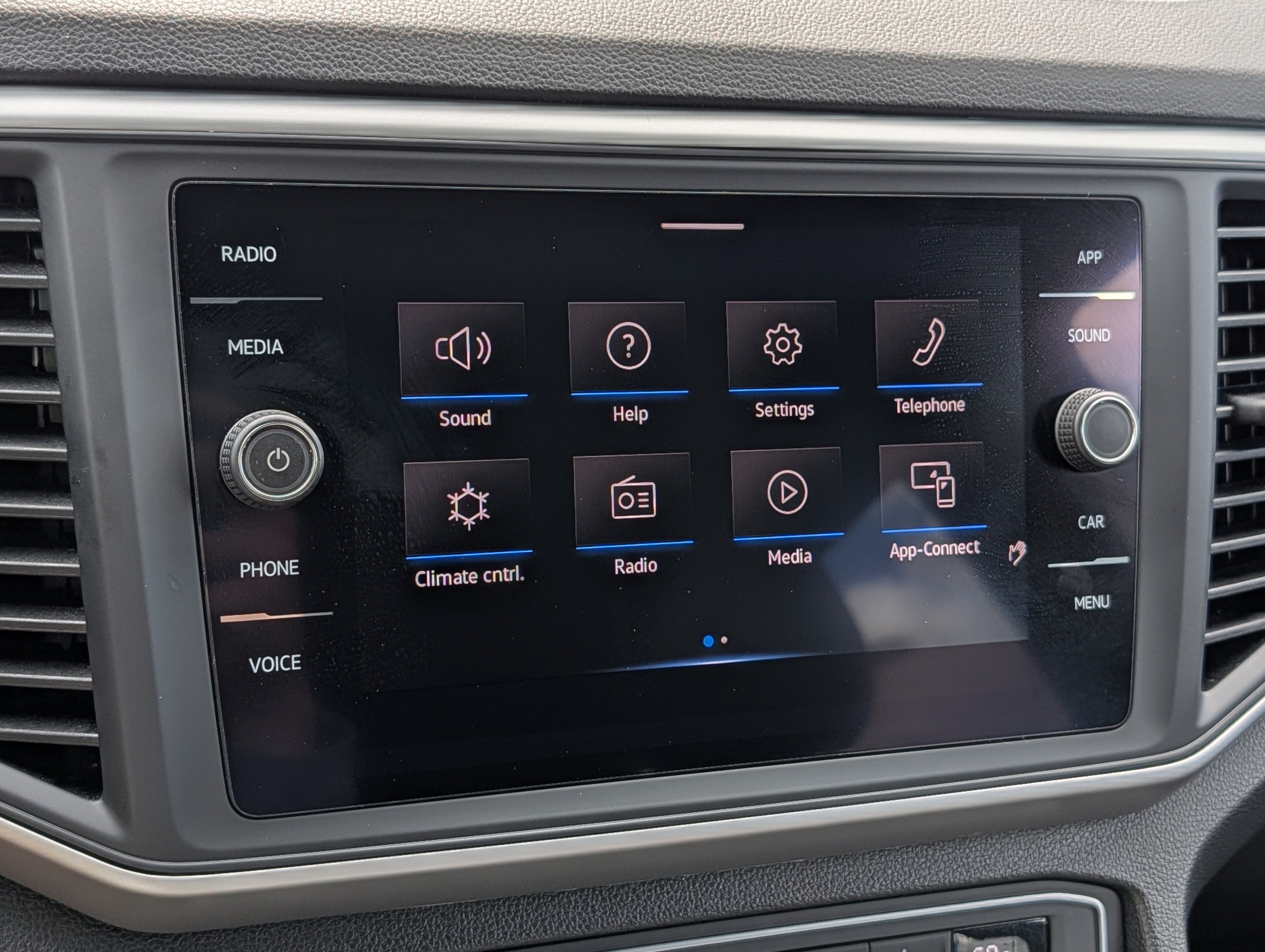 Certified 2021 Volkswagen Atlas Cross Sport SE AWD/4WD image 22