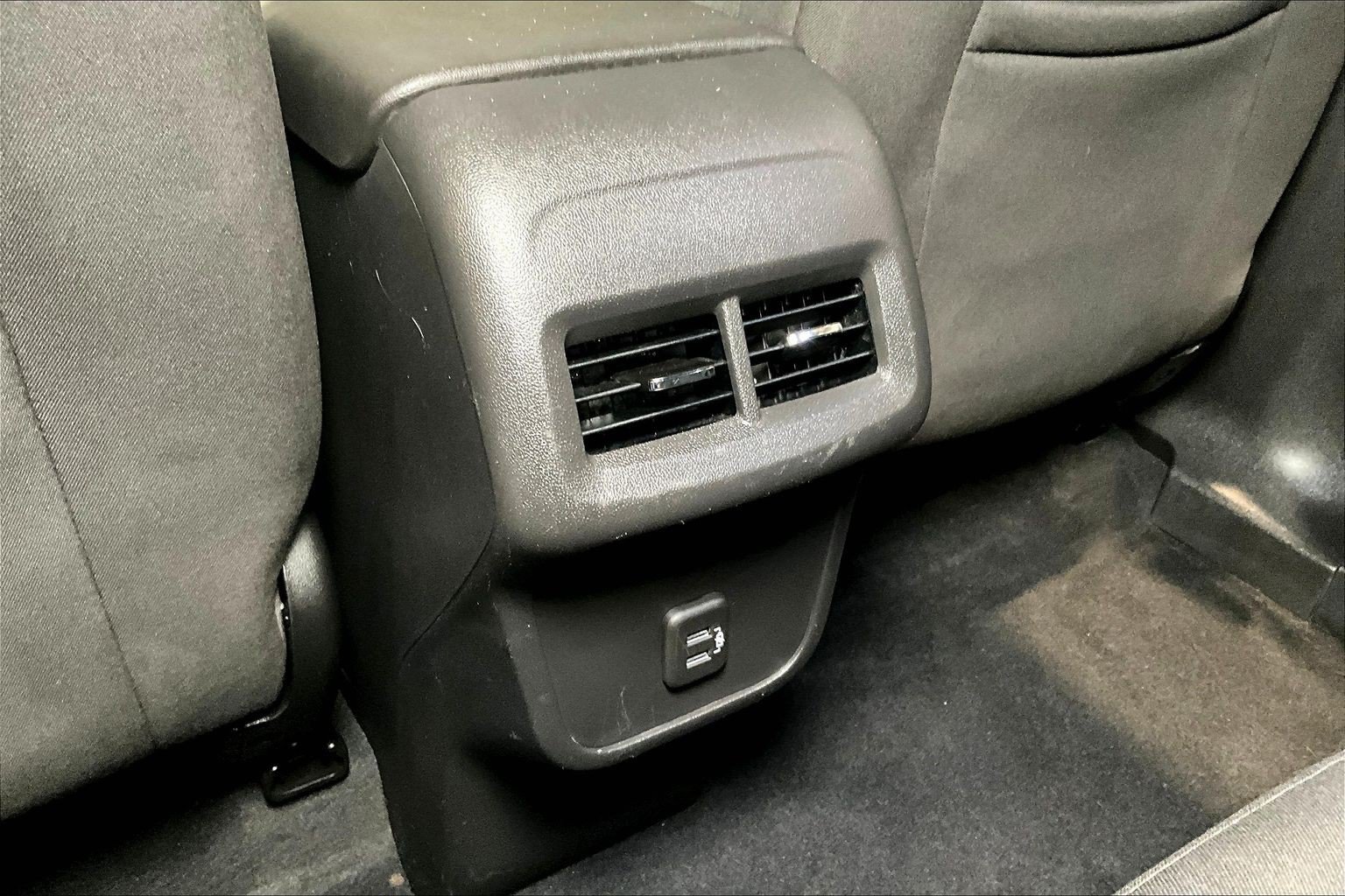 Used 2020 Chevrolet Equinox LT FWD image 11
