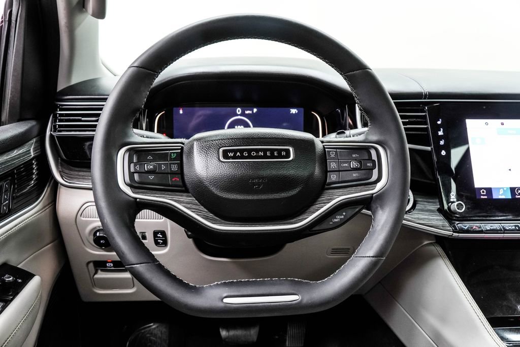 Used 2022 Jeep Wagoneer Series III w/ Premium Group I AWD/4WD image 24