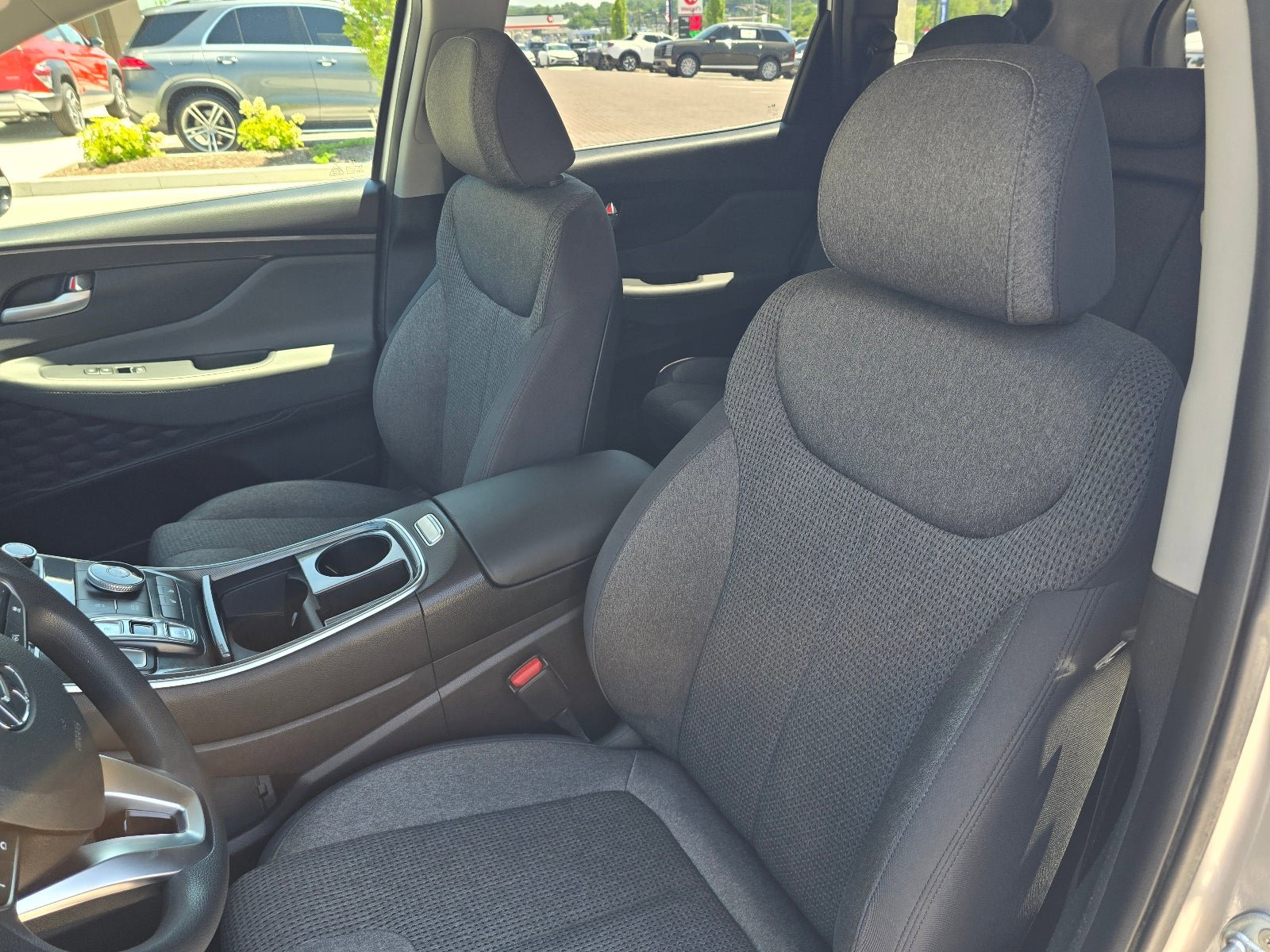Used 2022 Hyundai Santa Fe SEL FWD image 13